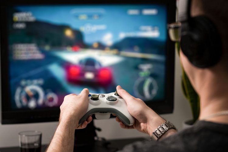 France bans English gaming tech jargon in push to preserve language purity