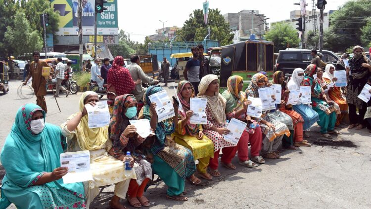 IHC rejects plea against physical remand of Gill