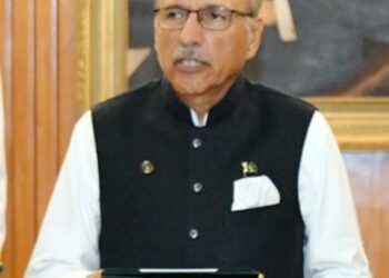 Martyrdom  of Army  officers in  helicopter crash tragedy for  nation: Tareen