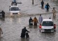 Heavy rain lashes Karachi as PMD forecasts more rains