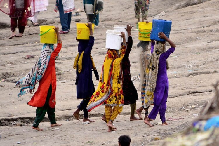 First  consignment of relief goods from Japan to reach  Pakistan today
