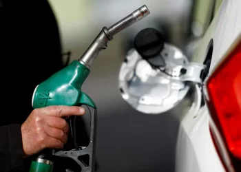 Petrol prices likely to reduce by Rs10 per litre