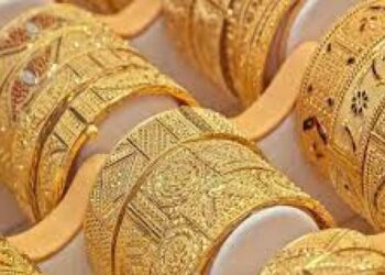 Gold snaps five-day losing streak, rises by Rs1,600 per tola