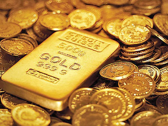 Gold shines as dollar strengthens