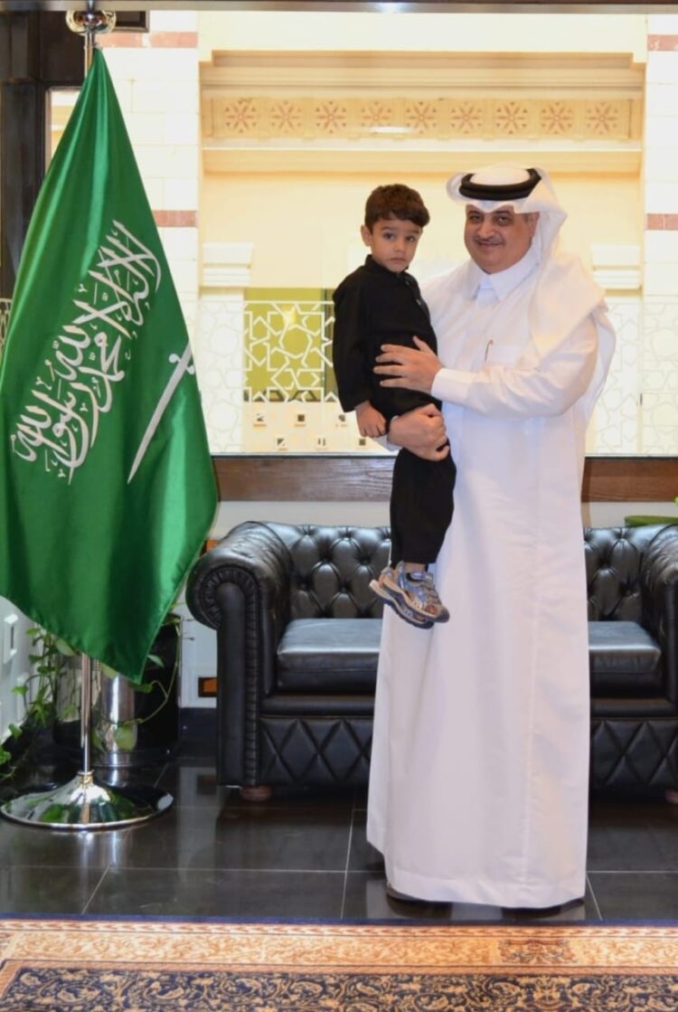 Saudi Ambassador appreciates 4 year old child for donating money to affected people by flood