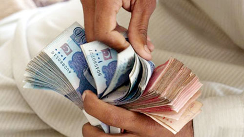 Rupee continues to weaken against dollar as demand-supply pressure persists