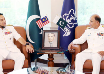 Chief of Royal Malaysian Navy visits Naval Headquarters