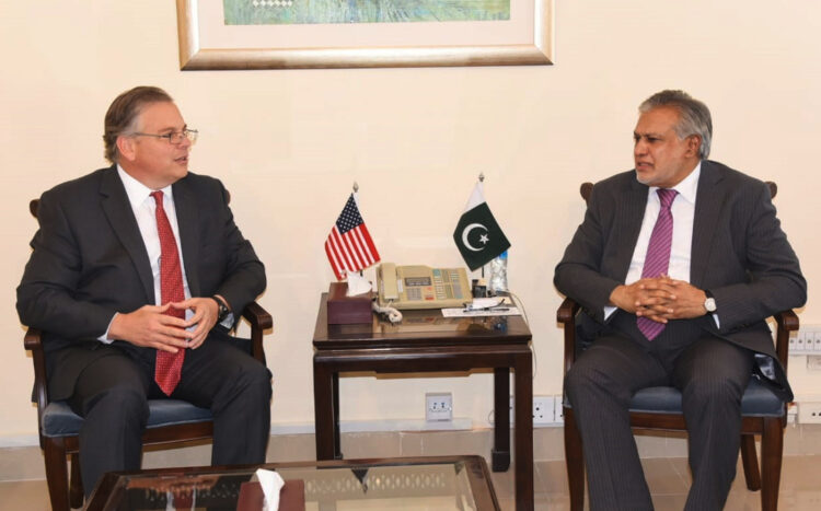 Govt focusing on creating  business-friendly environment :  Ishaq Dar