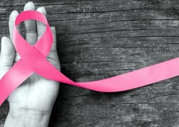 Alvi calls for awareness on breast cancer