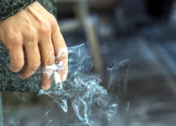 Smoking increases risk of illness, viral infection