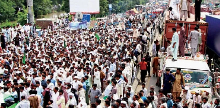 PPP to mediate between protesting farmers, govt