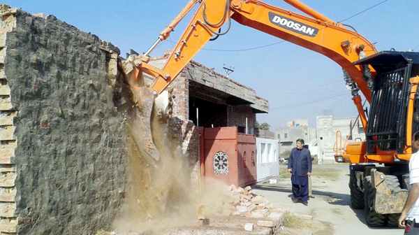 RDA drive against illegal constructions