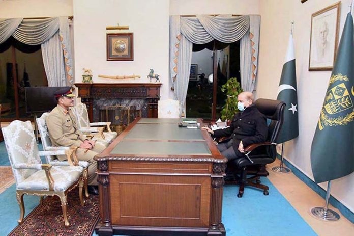 Governor KPK asks  business community to tap  investment potential of KPK