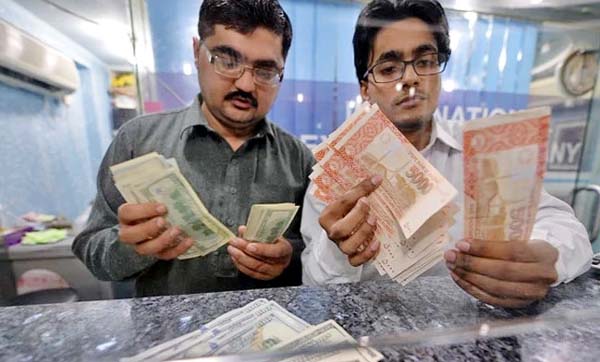 Rupee extends losses as dollar rallies worldwide