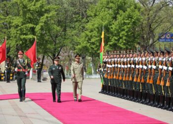 COAS visits PLA HQ, meets Chinese military leadership