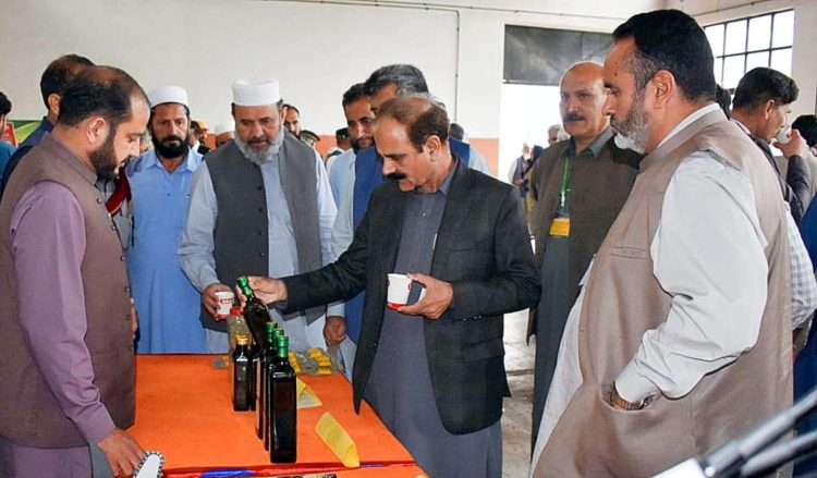 • PARC is engaged in revolutionary efforts to bring innovation in tea cultivation in Pakistan, Chairman PARC, Dr. Ghulam Muhammad Ali.