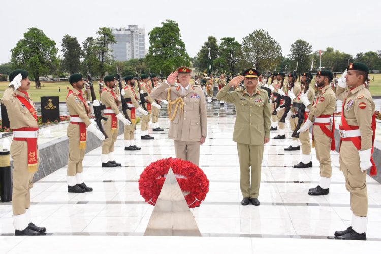 UK Army CGS calls on CJCSC, COAS