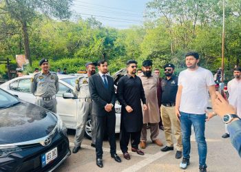 ETO and ITP begin operation against traffic violations in Islamabad
