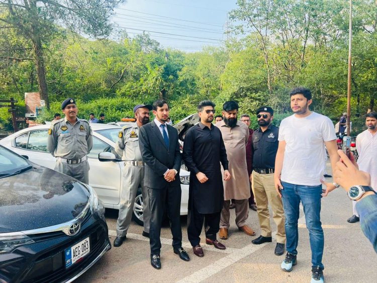 ETO and ITP begin operation against traffic violations in Islamabad