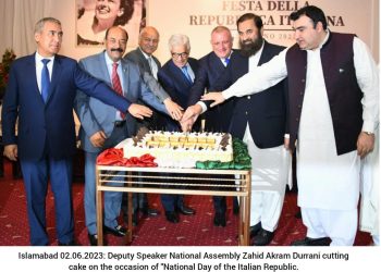 Islamabad : Deputy Speaker National Assembly Zahid Akram Durrani cutting cake on the occasion of “National Day of the Italian Republic.