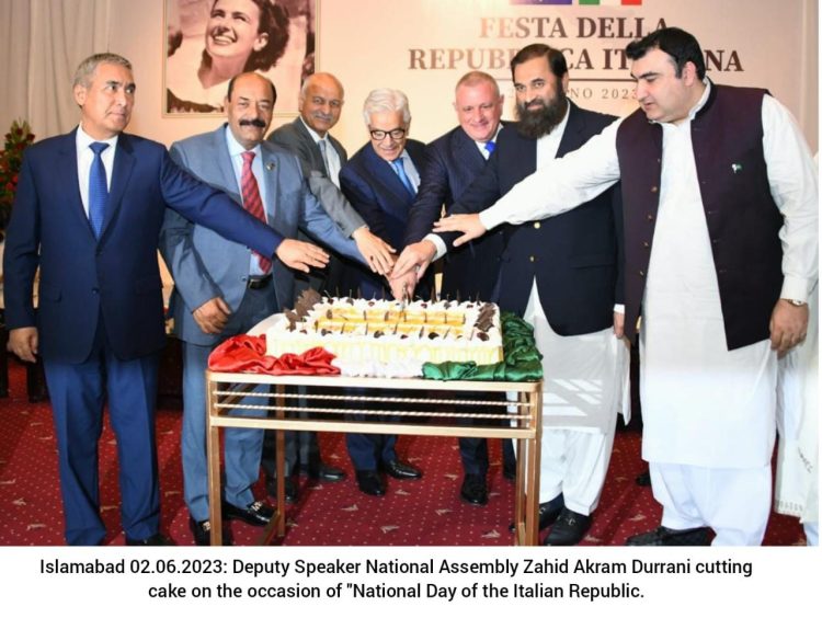 Islamabad : Deputy Speaker National Assembly Zahid Akram Durrani cutting cake on the occasion of “National Day of the Italian Republic.