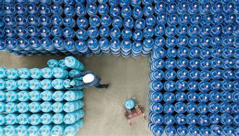 ICT Magistrate conducts raids on illicit sale of LPG and unauthorized refilling stations
