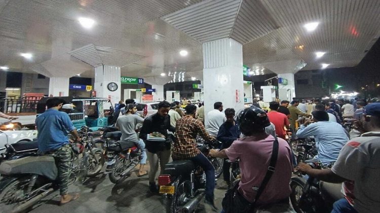 Petroleum dealers association announces nationwide petrol pumps shutdown