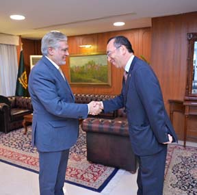 Ambassador of Japan meets Foreign Minister to discuss bilateral relations