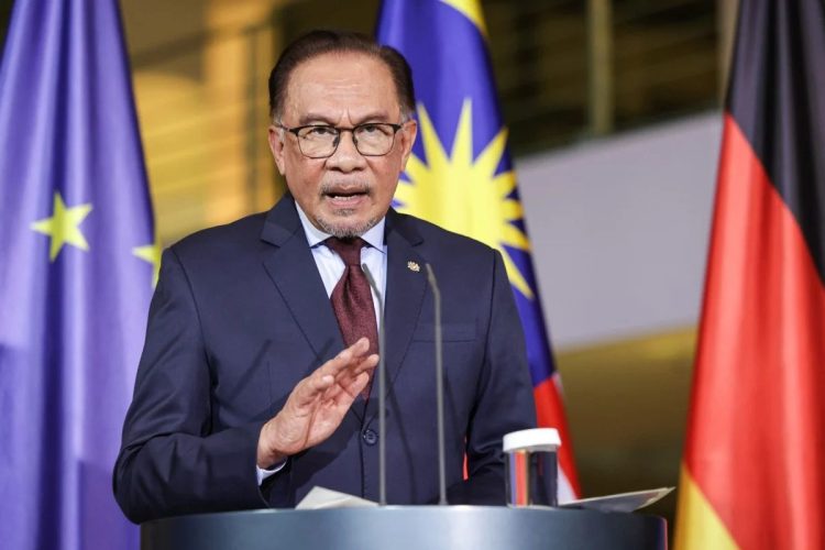 Malaysia’s PM makes ‘no apology’ for Hamas links on Germany visit