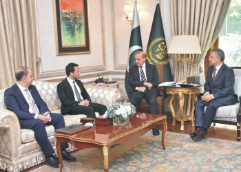 Lahore: A delegation of Istanbul Grand Airport  (IGA) calls on Prime Minister Muhammad Shehbaz Sharif on 6 April 2024.