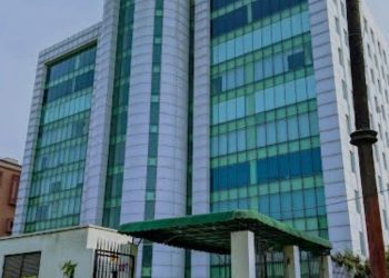 Elevator malfunction at Petroleum House leaves employees in distress