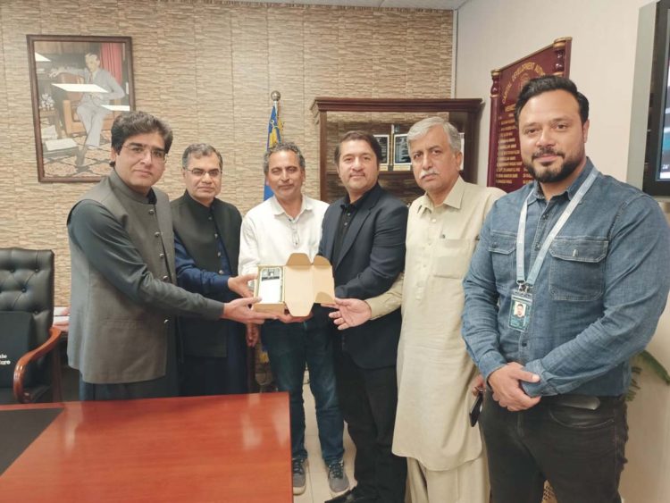 JS Bank boosts efficiency of CDA’s sanitation wing with biometric devices