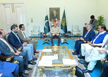 A delegation of MQM Pakistan led by Chairman Dr Khalid Maqbool Siddiqui calls on Prime Minister Muhammad Shehbaz Sharif in Islamabad on 30 May 2024.