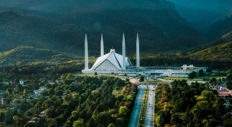 CDA begins cleaness campaign in Islamabad capital city