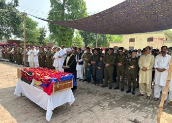 IG Punjab paid tribute to ASI Muhammad Nawaz, who embraced martyrdom in
