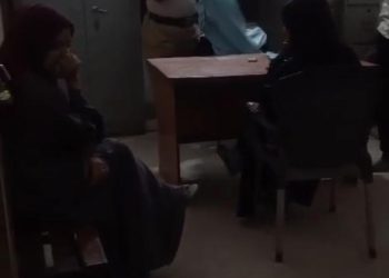 Video of Police Officer Changing Shirt in Front of Women at Liaquatabad Station Sparks Outrage