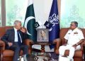 The Defense Minister visited the Naval Headquarters.