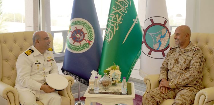 PNS Hunain’s visit to Jeddah and participation in bilateral exercises