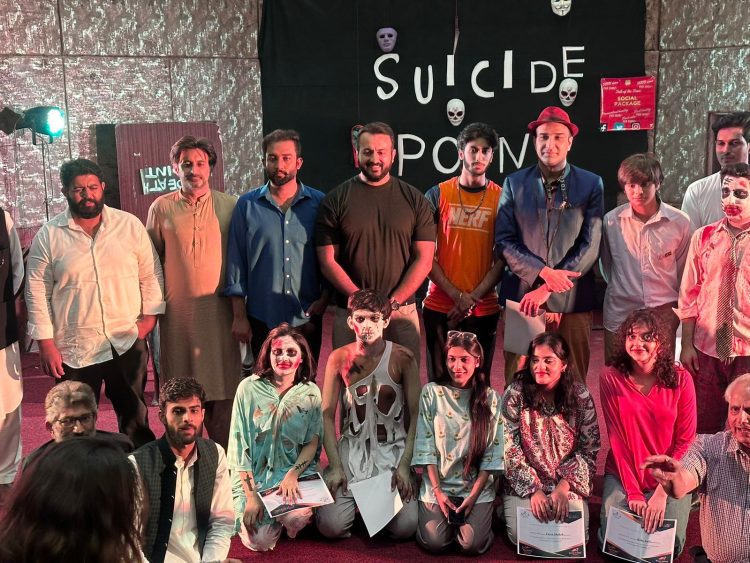 Ajoka Acting Students Shine in their Debut Performance