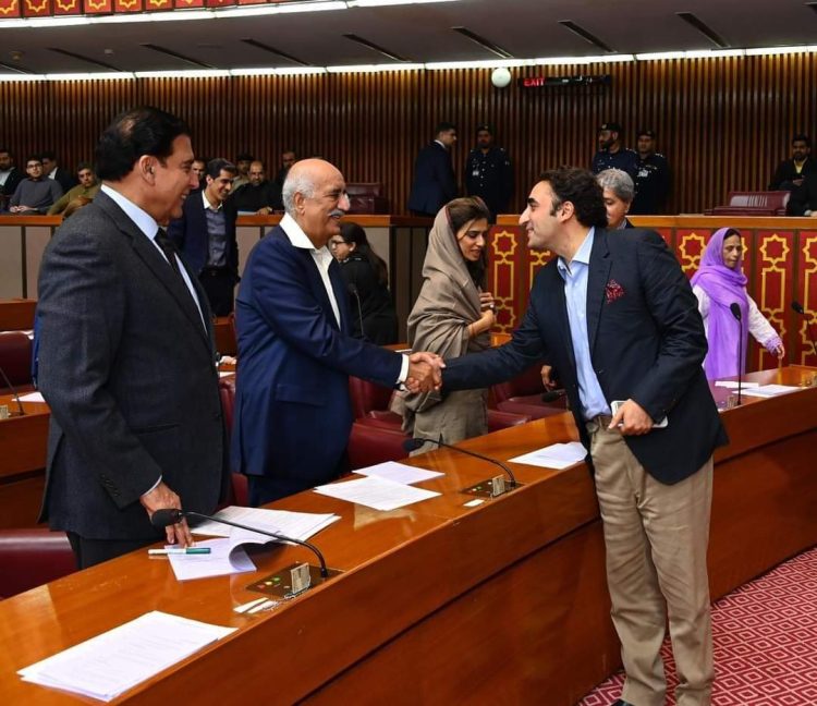 Constitutional amendment, Khurshid Shah gave a deadline for the completion of the draft