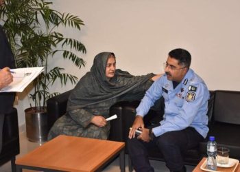 IG Rizvi holds khuli katchery to address public grievances