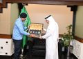 Islamabad: Ambassador of the Khadim Harameen Sharif to Pakistan, Mr. Nawaf Saeed Al-Maliki, welcomed IG Islamabad Police, Mr. Syed Ali Nasir Rizvi. During the meeting, a commemorative shield was presented to the esteemed ambassador.