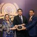 Ethiopian ambassador honored ‘Global Ambassador Award’ for outstanding performance
