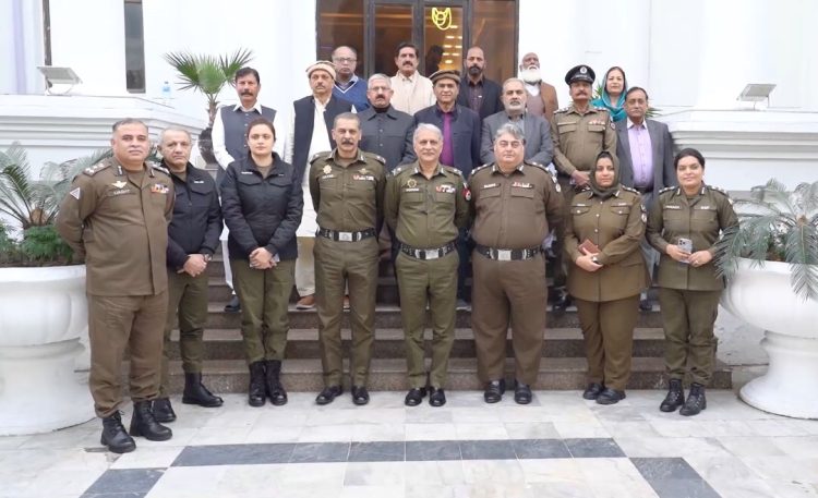 Central Police Office: Ceremony Held in Honour of 13 Retired DSPs of Punjab Police