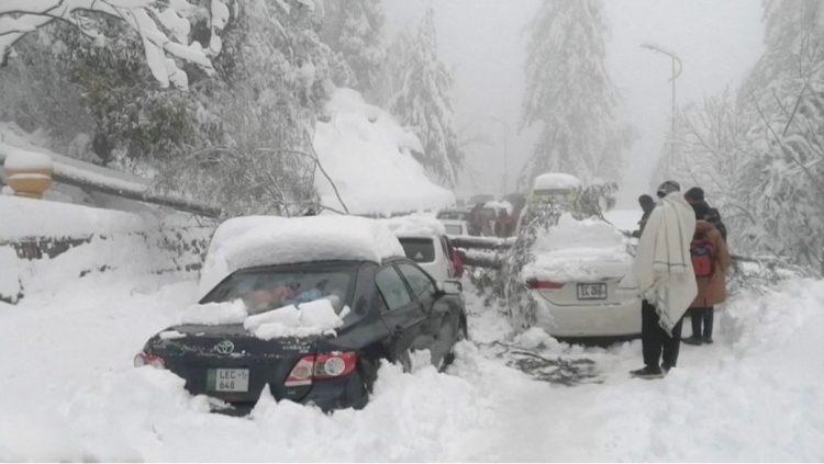 Murree expected heavey snowfall