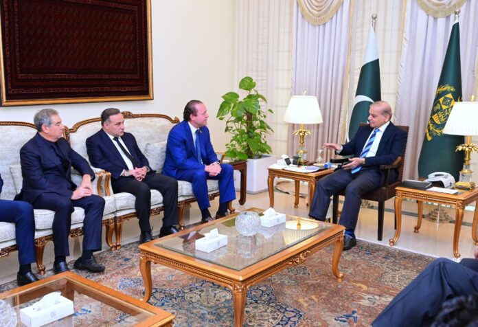 PM assures conducive environment, smooth processes to facilitate investors