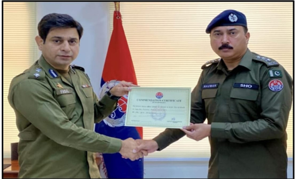 SHO Numan Ahmed Bottar has received a certificate of excellence from DPO Sialkot Faisal Shahzad.
