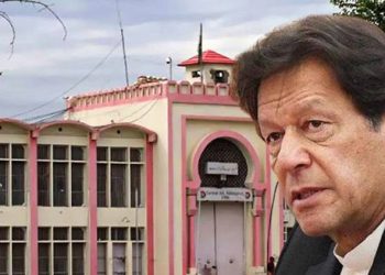 Govt allows PTI negotiation committee to meet Imran Khan