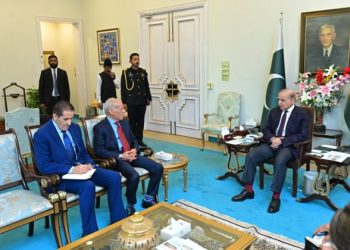 PM, ambassador of Morocco discuss bilateral ties