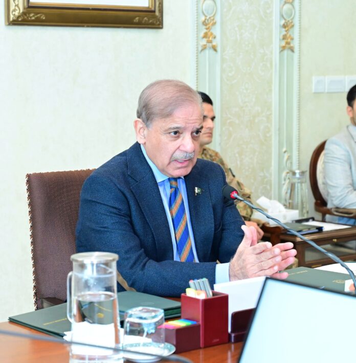 PM orders installation of modern cargo scanning system to curb smuggling